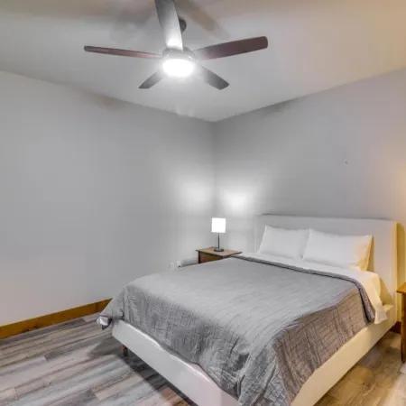 Downtown Columbia Falls Condo 16 Mi to Ski Resort