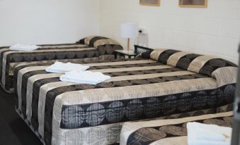 Porky's Motel Rockhampton