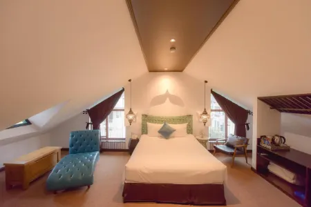 Rosa Hanoi Hotel Отели рядом с достопримечательностью «Lang Pagoda»