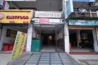 Hotel Nest Sky Hotel in zona Darpan Circle