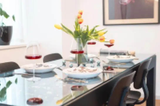 Tromostovje Apartments Hotel berhampiran Botanika, gojenje, razmnoževanje in prodaja rastlin, d.o.o.