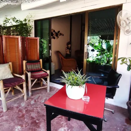 baansikhao yanui
