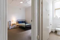 Manly Beach Guesthouse