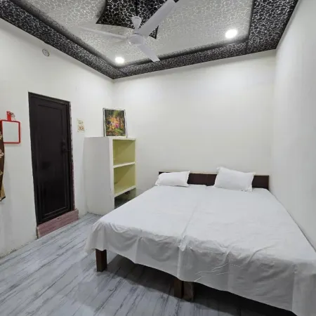 Maha Prabhu Kutir
