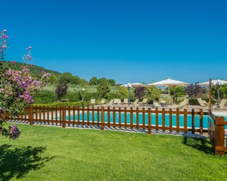 ルレ パラディソ グアルド・カッタネーオのホテル