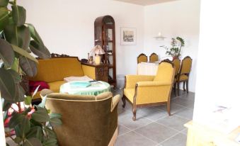 Holtegaard Bed & Breakfast