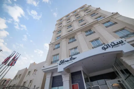 Premium Strato Hotel