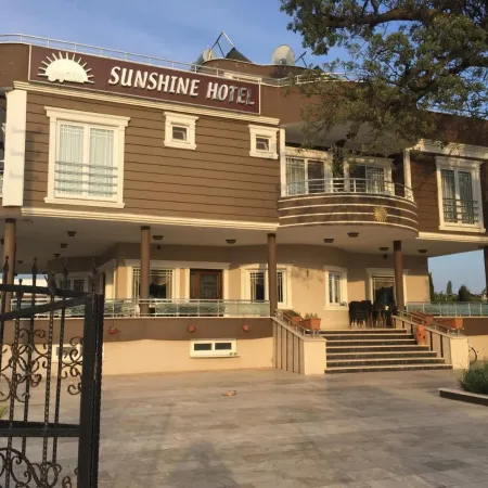 Geyi̇Kli̇ Sunshi̇ne Hotel