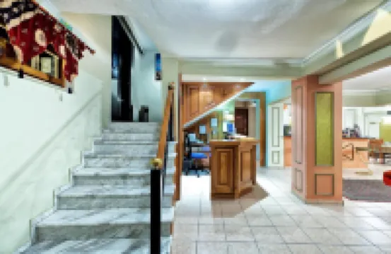 Anastassiou Hotel - Bike and Motorcycle Friendly Hotel