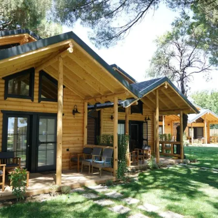 Pino Mar Luxury Bungalows