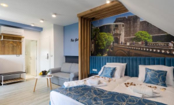 Apartments and Rooms Villa Naida