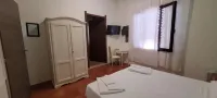 La Mimosa