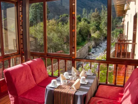 Sol Ollantay Boutique Hotel Отели рядом с достопримечательностью «PeruRail - Vistadome Observatory»