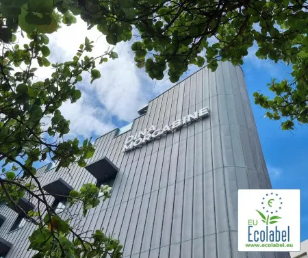 Dina Morgabine Saint Denis Отели рядом с достопримечательностью «senteur blanc Woods»