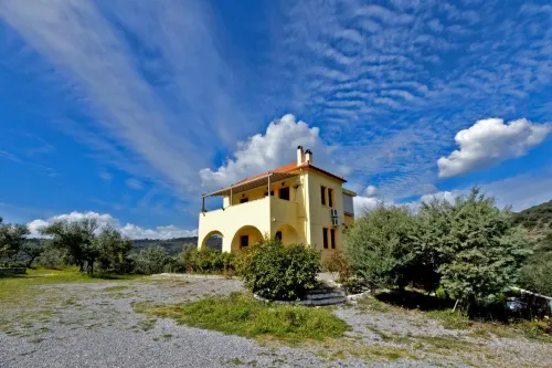 Elaionas Studios Hotels in Selinitsa