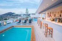 Paros Palace - piscine