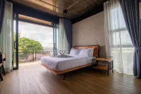 The Loft bar365 Hoteles en Buri Ram