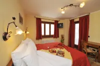 Hotel le Petit Abri فنادق في Ayas