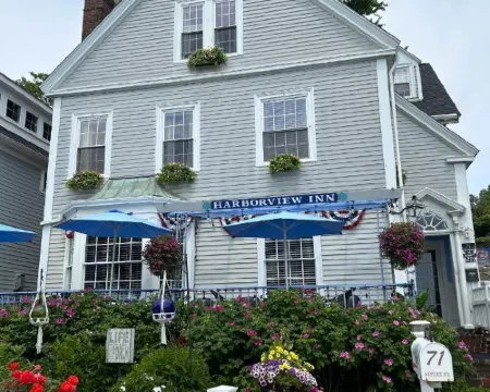 Harborview Inn Hotels in Gloucester