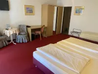Guesthouse Vis-A-Vis