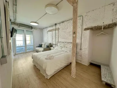 Apartamentos Carolina by Gaiarooms Hotels in León