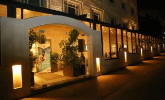 Holyland Hotel