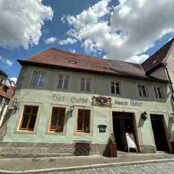 Hotel Schwarzer Adler Hotel Exterior