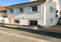 Proche Centre, Gare, Parc, Parking by Maison Bonhage