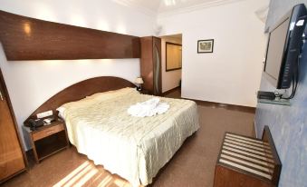 Santana Beach Resort