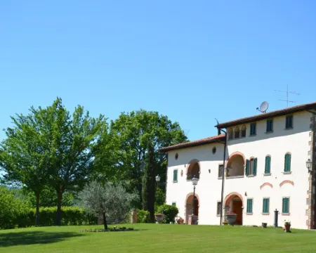 ファットリア ディ ベルベデーレ ポッピのホテル