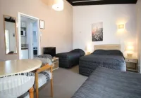 Aztec Motel Hotels in 