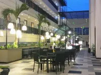 TechieRoom Kotlin at Clove Garden Residence فنادق في Cimenyan