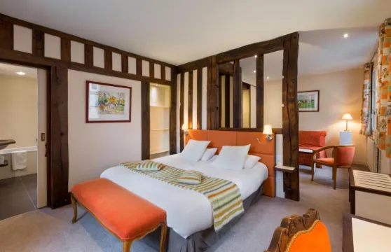 海豚和修道院水療餐廳酒店