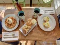 The Grey Owl Inn Hotels near St Simons Island