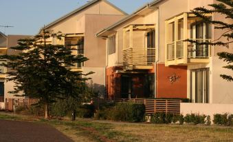 Newcastle Harbourside Terraces - Housity