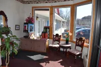 Pocono Night Lodge Hotel di Bartonsville