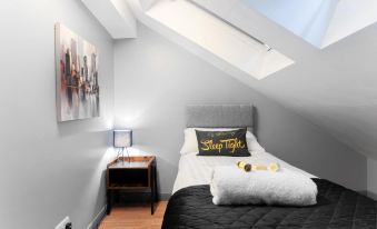 The Llangollen - Berwyn House - Housity