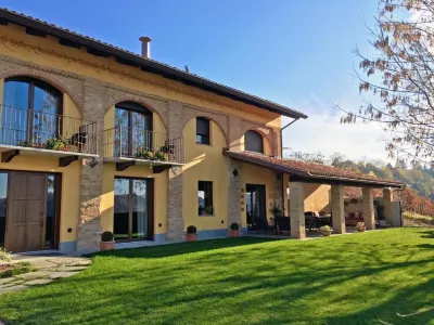 Cascina Cortine Hotels near Deltetto 1953