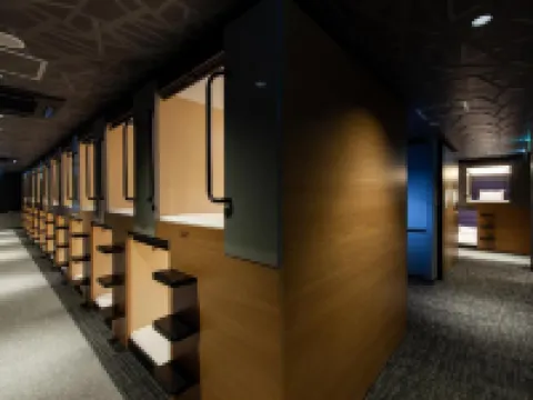 Y's膠囊酒店-那霸國際通 那霸酒店