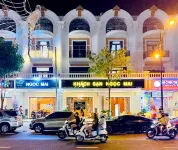 HOTEL NGỌC MAI Các khách sạn gần Công viên bờ kè Tôn đức Thắng