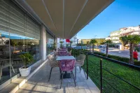 Class Hotel