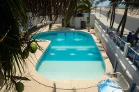 Tahiti Hotel - Beach