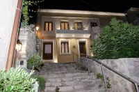 Leone Suites Hotels in Навпакт