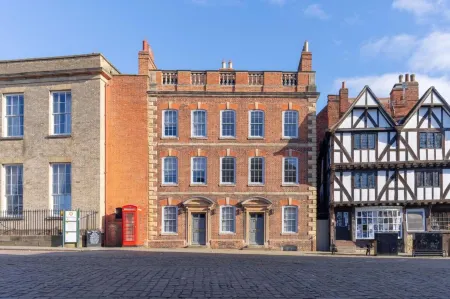 The White Hart Hotel Lincoln Отели рядом с достопримечательностью «Nicola de la Haye Building, University of Lincoln»