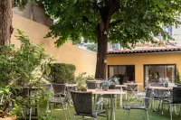 The Originals City, Hôtel Bristol, le Puy-en-Velay Hotels in Le Puy