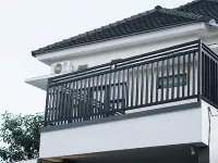 Bow Villa Hotels in Junrejo