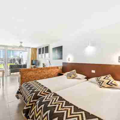 Apartamentos El Capricho Rooms
