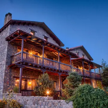 Pera Alonia Guest House