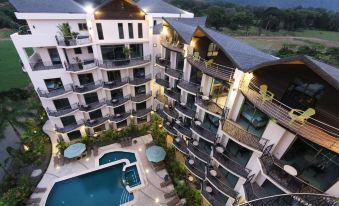 SKY PENTHOUSES 3BR 3,5 BTH - 6BR 5,5BTH at OCEANO