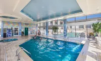 Shutters on the Banks - piscina